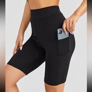 NWOT SHEIN Black Biker Shorts with Phone Pocket (Size Large)